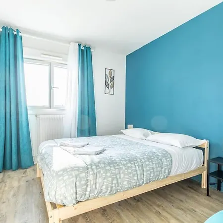 Bel 8 Couchages Equipe- Maurice Thorez Clermont-Ferrand