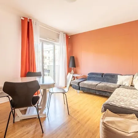 Bel 8 Couchages Equipe- Maurice Thorez Clermont-Ferrand