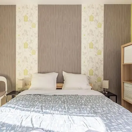 Apartment Bel 8 Couchages Equipe- Maurice Thorez Clermont-Ferrand